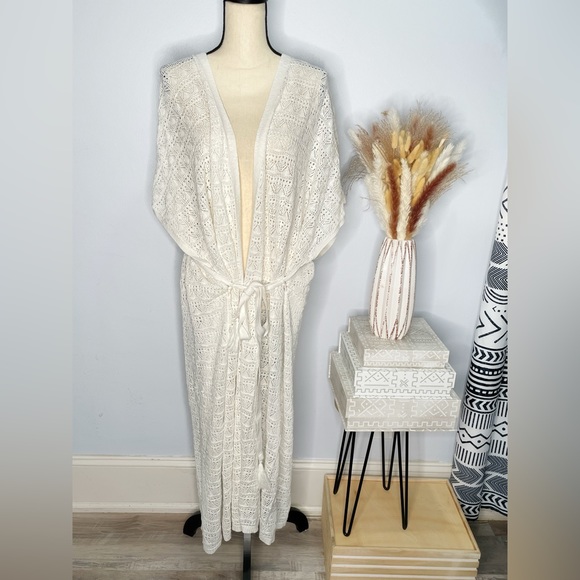 3X/4X Torrid Crochet Full-Length Cardigan - White - NWT - Picture 3 of 7